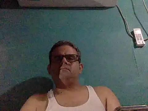 Katracho6969 online show from November 13, 2025, 2:37 am