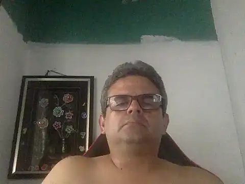 Snapshot of Katracho6969 chatting on February 17, 2026, 7:00 pm Katracho6969 online show from February 17, 2026, 7:00 pm