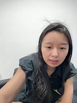 Qiqi-0088 online show from October 3, 2025, 8:16 am
