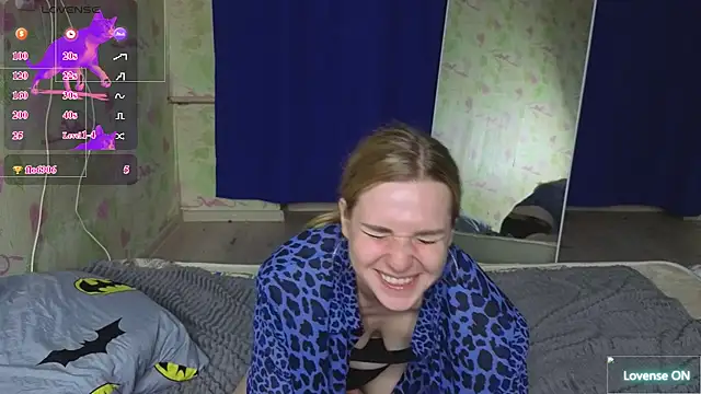 HelenMartines online show from July 11, 2026, 6:41 pm