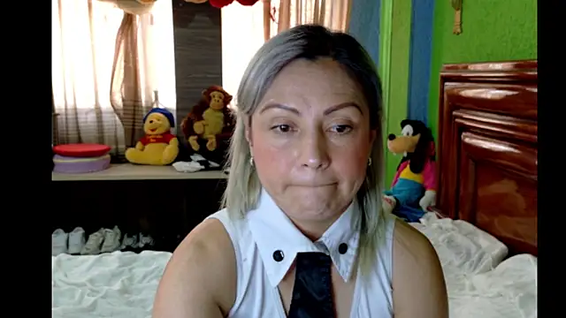  Charlize theron  online show from March 11, 2026, 8:47 pm