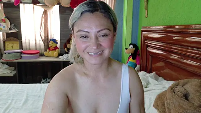  Charlize theron  online show from March 8, 2026, 7:06 pm