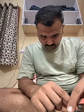 Snapshot of hahaha1319 chatting on November 16, 2025, 4:01 pm hahaha1319 online show from November 16, 2025, 4:01 pm