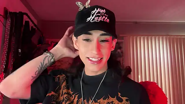 xoFrankie online show from March 23, 2026, 10:42 pm