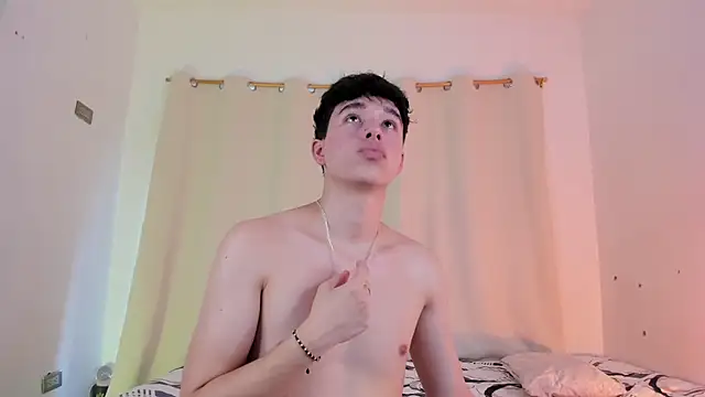 mrhot night online show from September 20, 2025, 9:42 pm