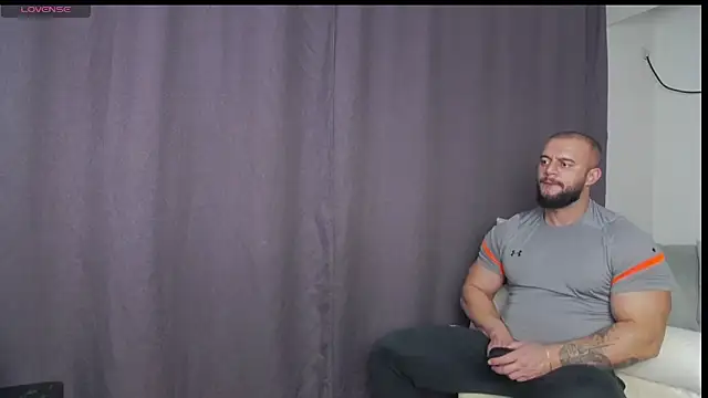 RickyMiami1 online show from November 16, 2025, 6:01 pm