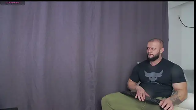 RickyMiami1 online show from November 18, 2025, 10:07 am