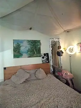 Ella rr online show from February 1, 2026, 4:11 am