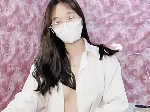 Snapshot of Miumiu028 chatting on October 24, 2025, 9:41 am Miumiu028 online show from October 24, 2025, 9:41 am