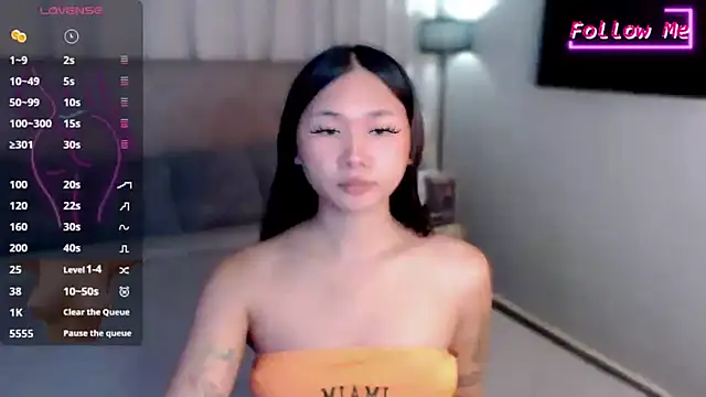 Snapshot of Ready_or_notxx chatting on October 21, 2025, 3:00 pm Ready or notxx online show from October 21, 2025, 3:00 pm