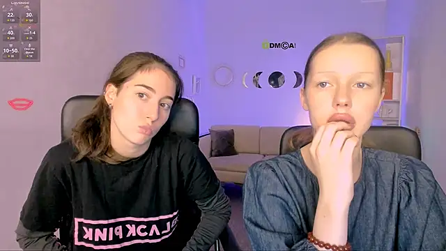 khloebeauty online show from November 22, 2025, 8:08 pm