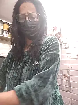 Snapshot of meenu_bhabhi547 chatting on December 19, 2025, 3:10 am meenu bhabhi547 online show from December 19, 2025, 3:10 am