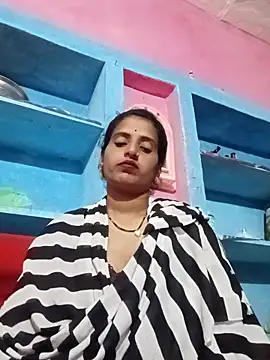 Rupali hot online show from October 7, 2025, 8:43 pm