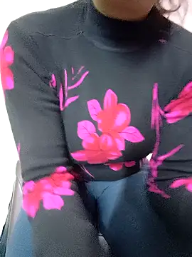 Snapshot of Rekha_89 chatting on January 10, 2026, 3:35 am Rekha 89 online show from January 10, 2026, 3:35 am