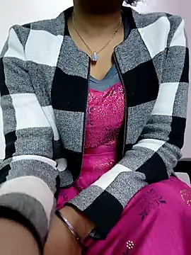 Snapshot of Rekha_89 chatting on January 14, 2026, 3:32 am Rekha 89 online show from January 14, 2026, 3:32 am