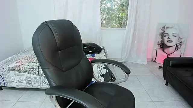 Snapshot of maxthomson_boy chatting on September 29, 2025, 7:41 pm maxthomson boy online show from September 29, 2025, 7:41 pm