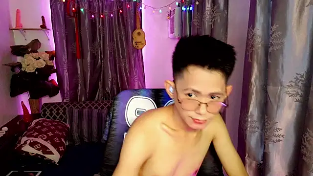 Skinny CumLoader69 online show from February 18, 2026, 1:58 am