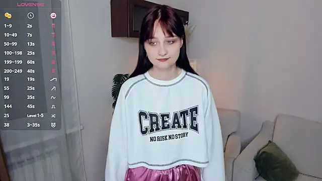 Snapshot of KatyKufel chatting on January 7, 2026, 8:36 pm KatyKufel online show from January 7, 2026, 8:36 pm