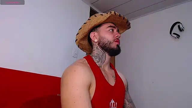 tommyblessd1 online show from October 16, 2025, 8:33 am