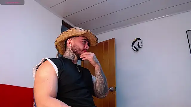 tommyblessd1 online show from December 5, 2025, 8:13 am