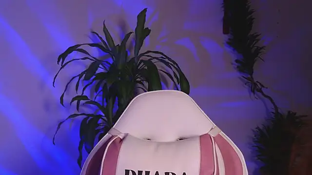 bri von dhara   online show from April 16, 2026, 11:07 pm