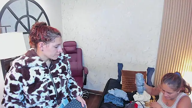 aliceandsia online show from February 16, 2026, 7:23 pm