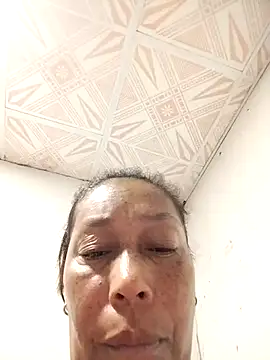 Naomi-Mature online show from November 3, 2025, 8:29 am