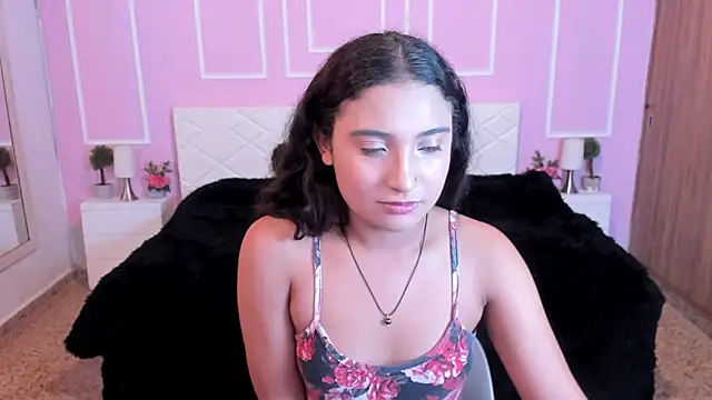 BellaSky4 online show from November 8, 2025, 12:31 pm