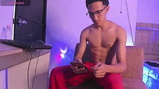 Cj davis  online show from October 12, 2025, 8:10 pm