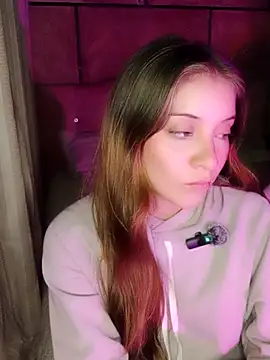 Snapshot of Samanthaa__1 chatting on October 18, 2025, 3:41 am Samanthaa 1 online show from October 18, 2025, 3:41 am