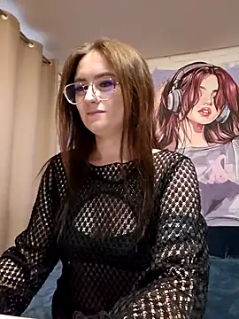 SophiaHarris online show from September 25, 2025, 8:53 am