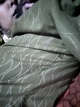 maskedlover321 online show from February 15, 2026, 10:58 am