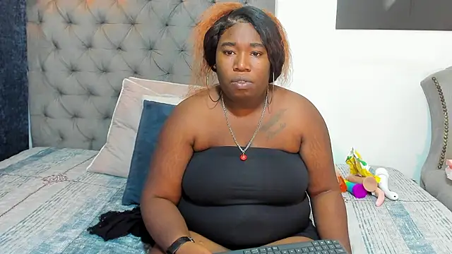 nahiroby ebony online show from March 12, 2026, 6:01 pm