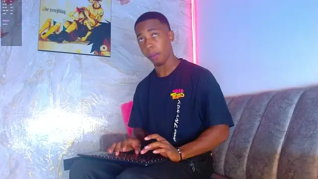 maicoljorda online show from November 30, 2025, 1:12 pm