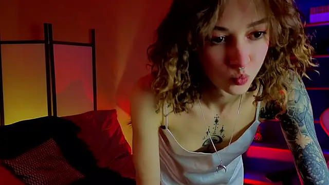   grace   online show from October 20, 2025, 3:23 pm