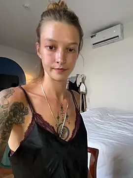 Snapshot of __grace__ chatting on May 14, 2026, 10:23 am grace online show from May 14, 2026, 10:23 am