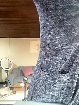 Jasmin Pink online show from October 14, 2025, 1:12 pm