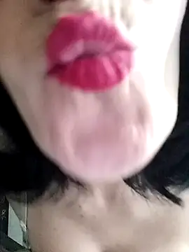 Gecenin Kralicesi online show from March 6, 2026, 5:57 am