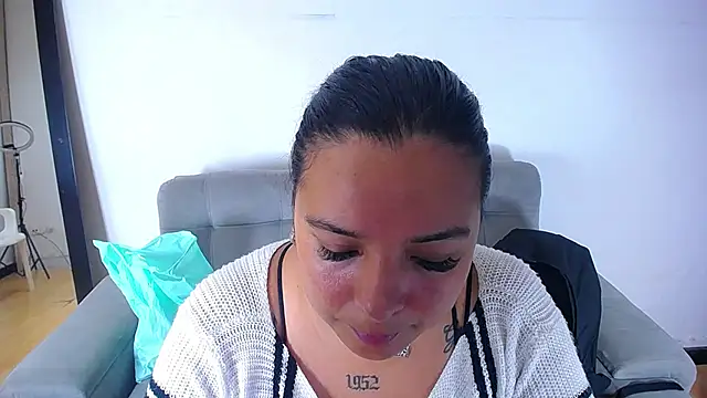 fat naughtyass online show from February 27, 2026, 2:28 pm