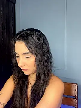 Zafira Montiel online show from January 10, 2026, 6:47 pm