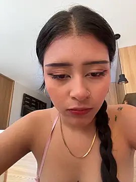 Snapshot of CatadeLuca chatting on February 24, 2026, 3:46 pm CatadeLuca online show from February 24, 2026, 3:46 pm