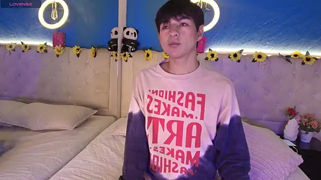 AleAurarashi online show from March 29, 2026, 8:16 am