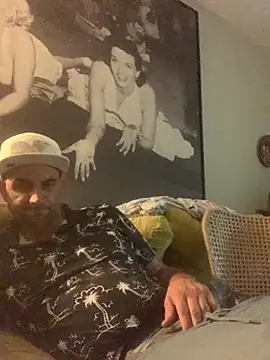 Hothotboyg online show from October 30, 2025, 7:50 am