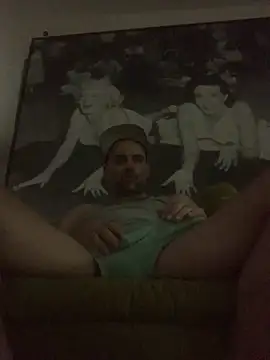 Hothotboyg online show from March 19, 2026, 1:38 am