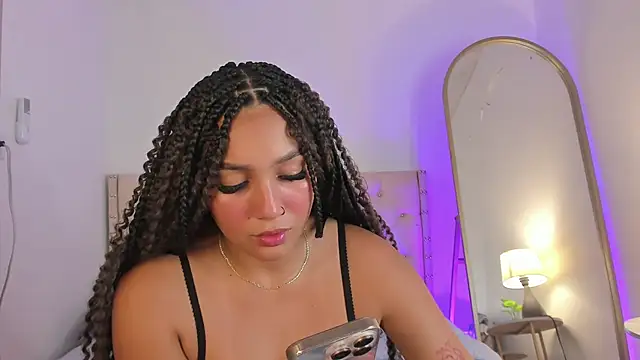 Snapshot of elzafuentes1 chatting on May 22, 2026, 9:35 pm elzafuentes1 online show from May 22, 2026, 9:35 pm