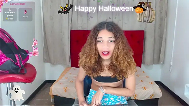 luisa  torres online show from October 30, 2025, 3:05 am