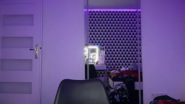 Snapshot of FluffySlutt chatting on February 12, 2026, 10:20 pm FluffySlutt online show from February 12, 2026, 10:20 pm