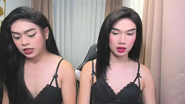 MaxCollins online show from January 7, 2026, 9:53 pm