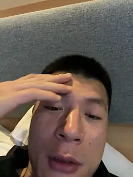 Snapshot of AAASuck chatting on March 12, 2026, 3:16 pm AAASuck online show from March 12, 2026, 3:16 pm