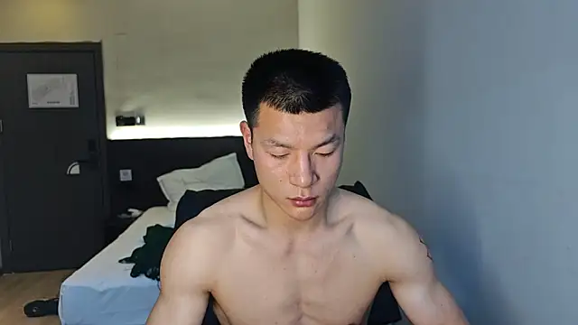 Snapshot of AAASuck chatting on March 13, 2026, 1:05 pm AAASuck online show from March 13, 2026, 1:05 pm